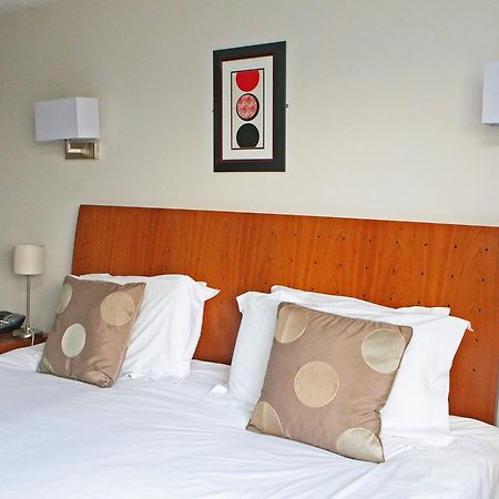 Hotel Clough Manor à Denshaw Extérieur photo