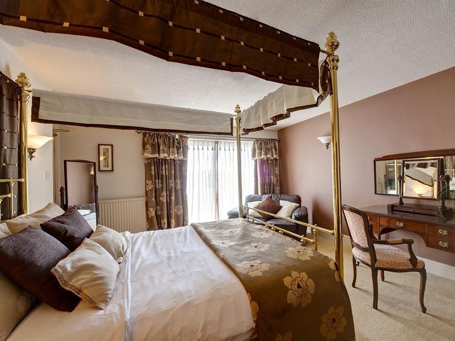 Hotel Clough Manor à Denshaw Extérieur photo