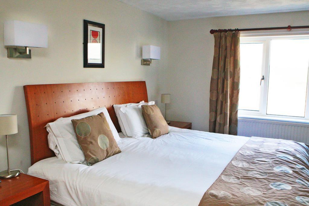 Hotel Clough Manor à Denshaw Extérieur photo