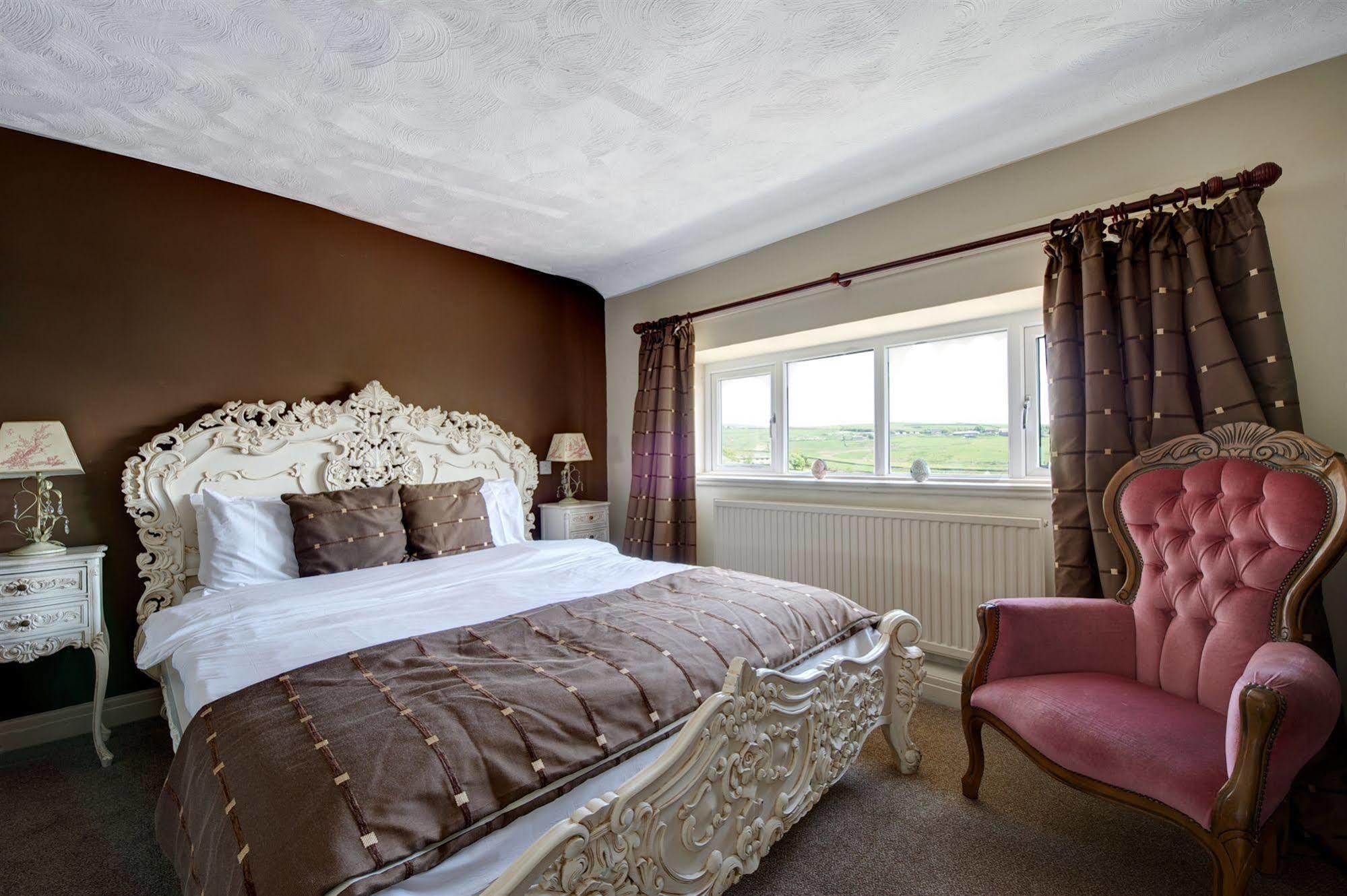 Hotel Clough Manor à Denshaw Extérieur photo