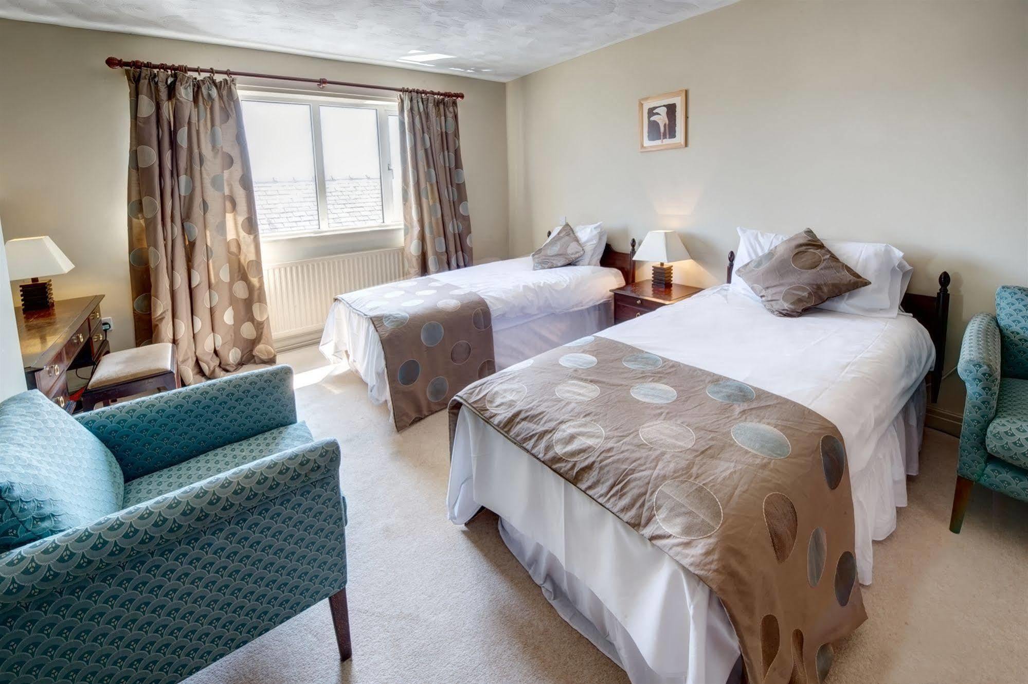 Hotel Clough Manor à Denshaw Extérieur photo