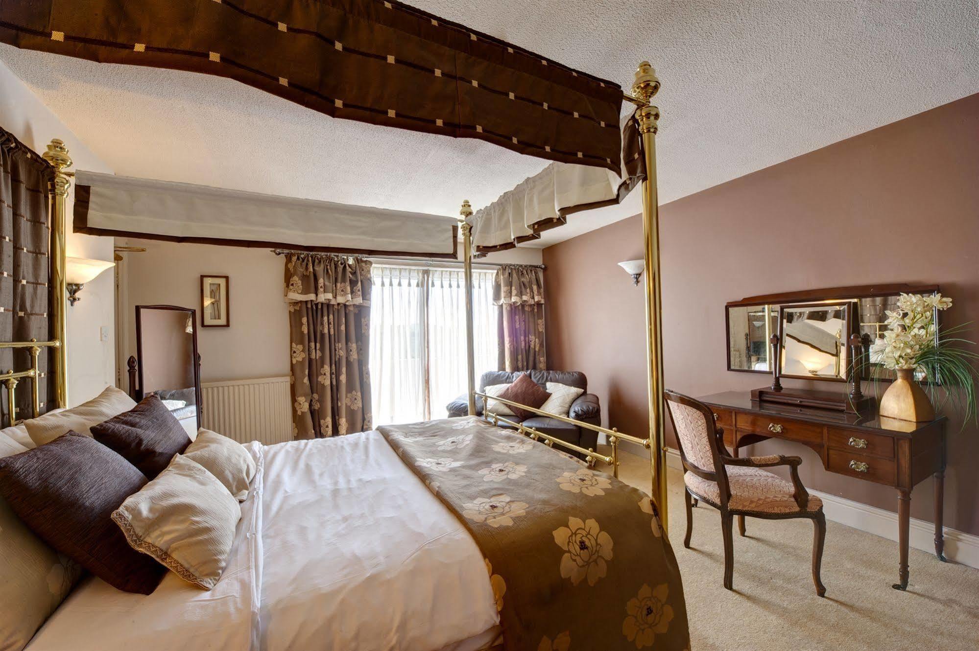 Hotel Clough Manor à Denshaw Extérieur photo